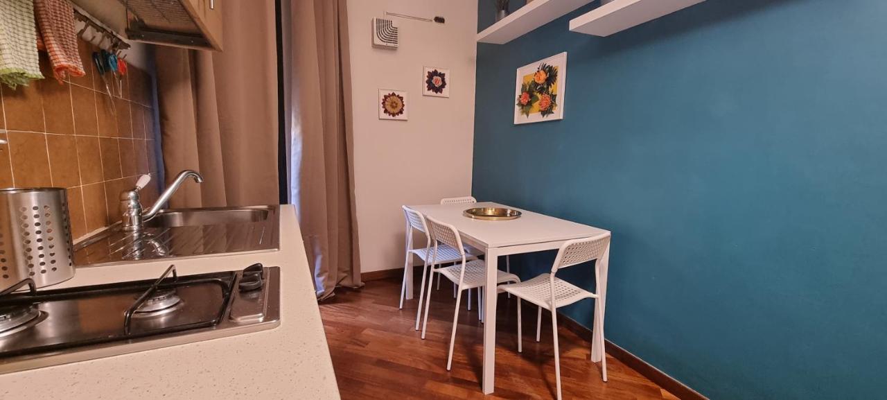Via Battisti 109 Apartamento Caserta Exterior foto