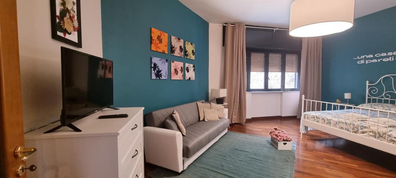 Via Battisti 109 Apartamento Caserta Exterior foto